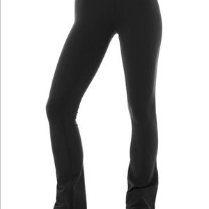 ALO Airbrush High-Waist 7/8 Boot Cut Legging